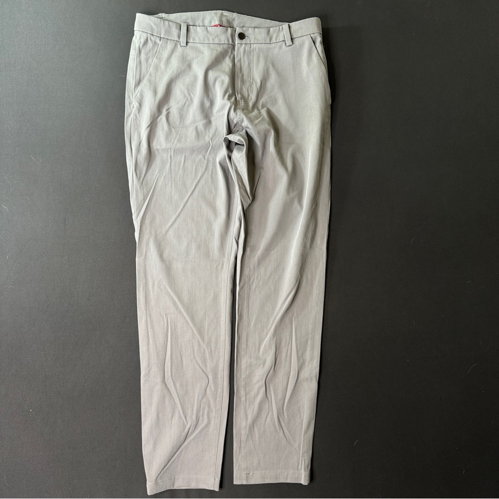 Lululemon gray dress pants/ 36x32 FITS LIKE A 34